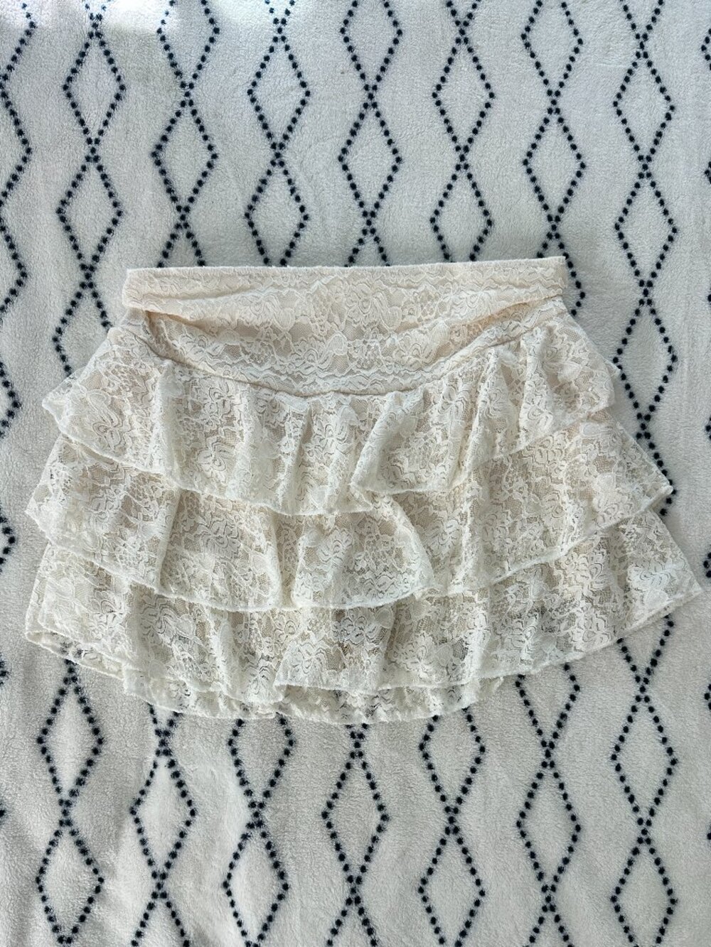 White Cream Large Charming Allure Drop Waist Tiered Lace Skort